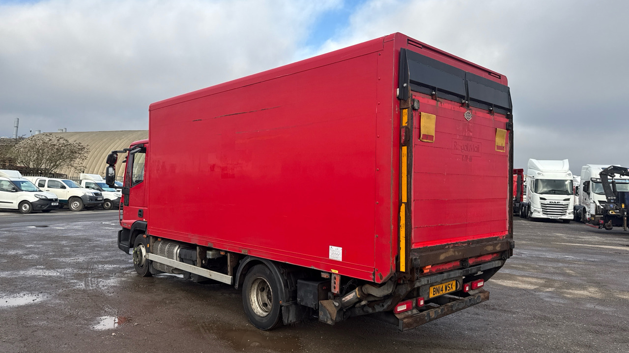 IVECO EUROCARGO 75e16 - Tovornjak zabojnik: slika 3 IVECO EUROCARGO 75e16 - Tovornjak zabojnik: slika 3