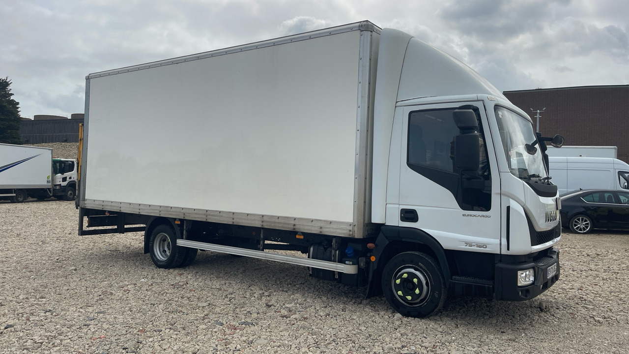 Iveco Eurocargo 75-160 - Tovornjak zabojnik: slika 1 Iveco Eurocargo 75-160 - Tovornjak zabojnik: slika 1