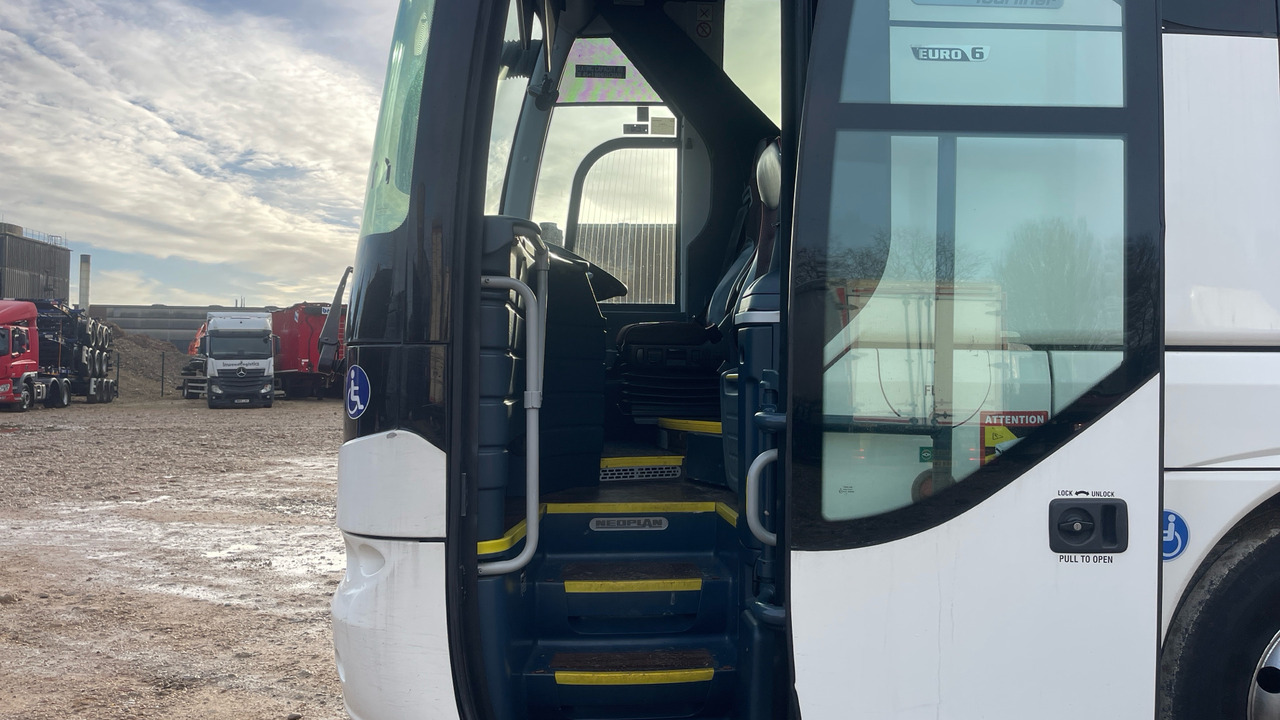 MAN Neoplan Tourliner - Potovalni avtobus: slika 5 MAN Neoplan Tourliner - Potovalni avtobus: slika 5