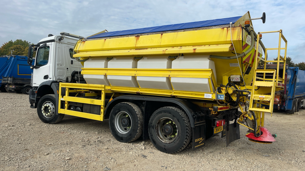 MERCEDES-BENZ AROCS 2632 - Vozilo za zimsko službo: slika 3 MERCEDES-BENZ AROCS 2632 - Vozilo za zimsko službo: slika 3