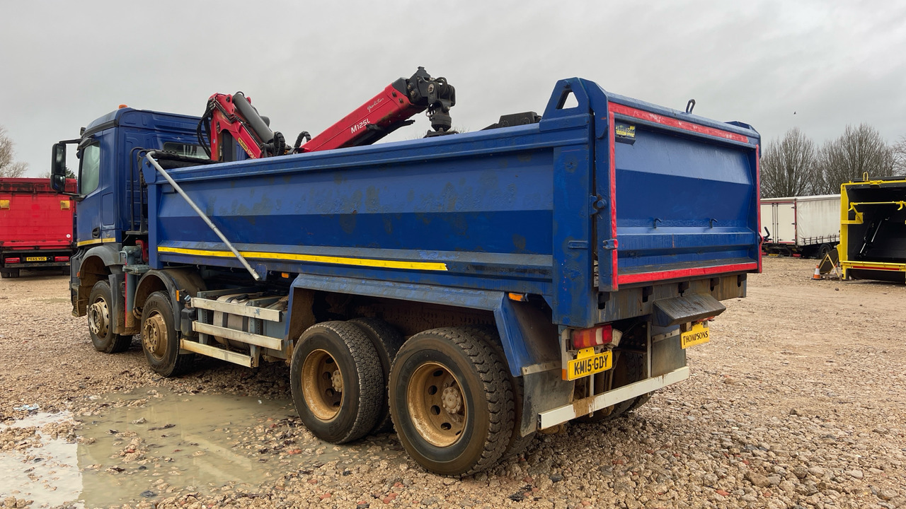 MERCEDES-BENZ AROCS 3240 - Tovornjak prekucnik, Tovornjak z dvigalom: slika 3 MERCEDES-BENZ AROCS 3240 - Tovornjak prekucnik, Tovornjak z dvigalom: slika 3