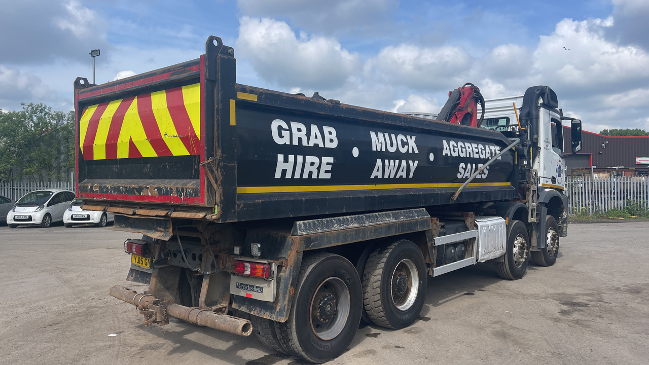 MERCEDES-BENZ AROCS 3240 - Tovornjak prekucnik, Tovornjak z dvigalom: slika 4 MERCEDES-BENZ AROCS 3240 - Tovornjak prekucnik, Tovornjak z dvigalom: slika 4