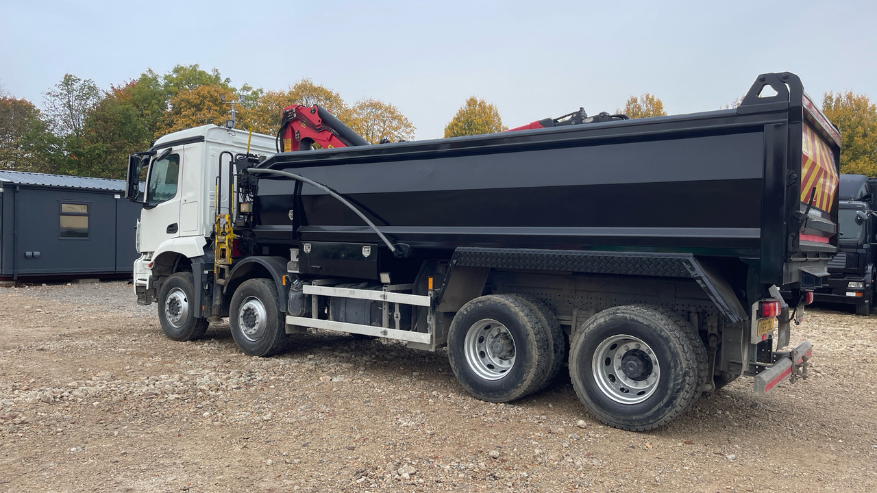 MERCEDES-BENZ AROCS - Tovornjak prekucnik, Tovornjak z dvigalom: slika 3 MERCEDES-BENZ AROCS - Tovornjak prekucnik, Tovornjak z dvigalom: slika 3