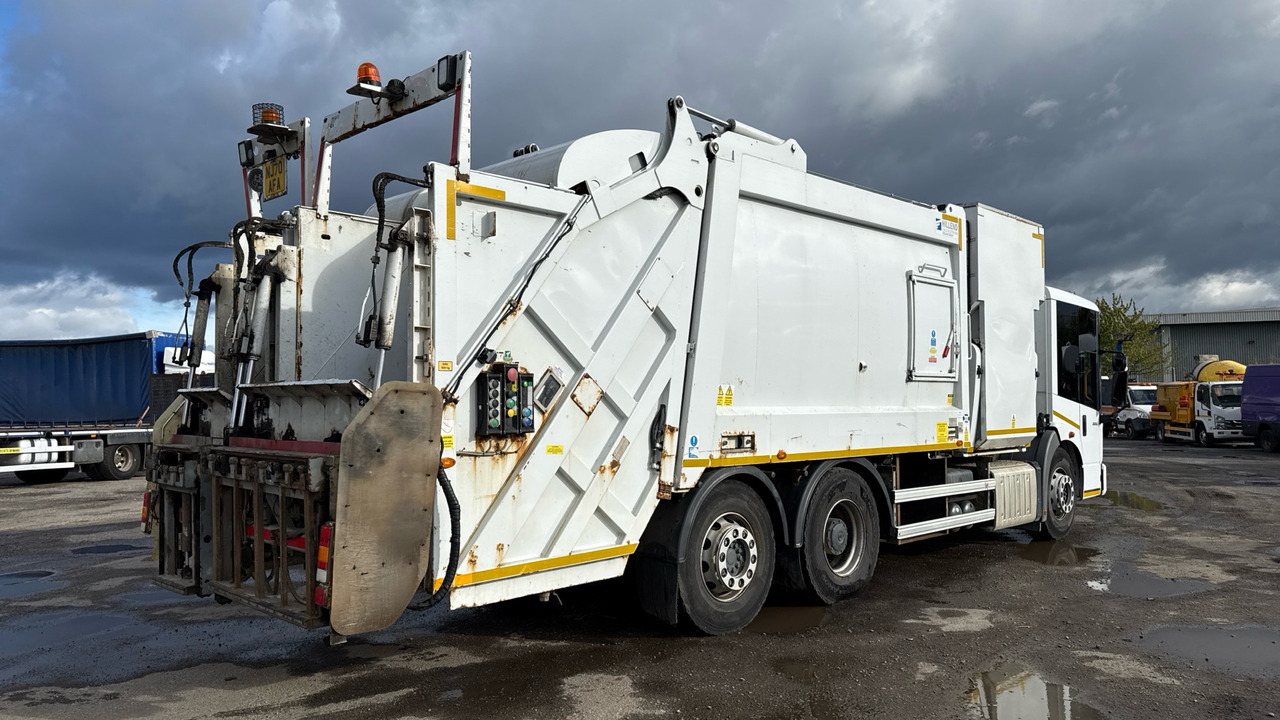 MERCEDES-BENZ ECONIC 2630 - Smetarski tovornjak: slika 4 MERCEDES-BENZ ECONIC 2630 - Smetarski tovornjak: slika 4