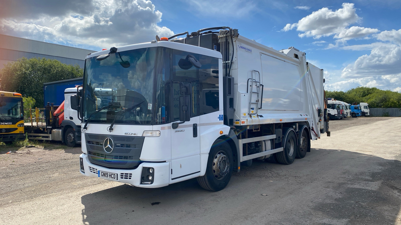 MERCEDES-BENZ ECONIC 2630 - Smetarski tovornjak: slika 2 MERCEDES-BENZ ECONIC 2630 - Smetarski tovornjak: slika 2
