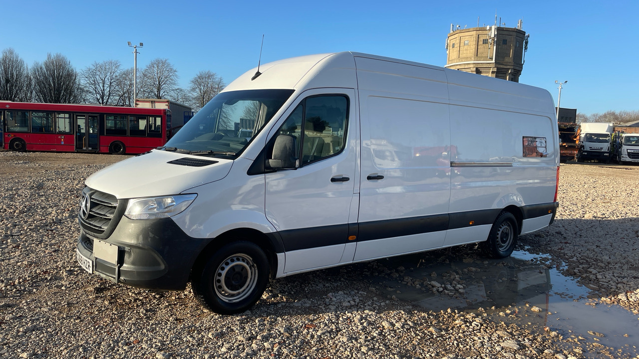 MERCEDES-BENZ SPRINTER 314 CDI - Furgon: slika 2 MERCEDES-BENZ SPRINTER 314 CDI - Furgon: slika 2