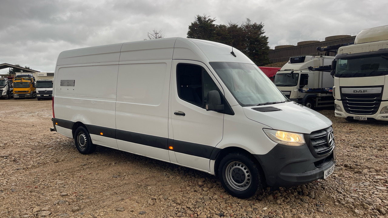 MERCEDES-BENZ SPRINTER 314 CDI - Furgon: slika 1 MERCEDES-BENZ SPRINTER 314 CDI - Furgon: slika 1