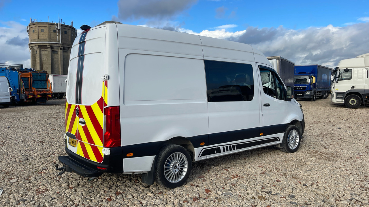 MERCEDES-BENZ SPRINTER 315 CDI - Dostavno vozilo z dvojno kabino: slika 4 MERCEDES-BENZ SPRINTER 315 CDI - Dostavno vozilo z dvojno kabino: slika 4