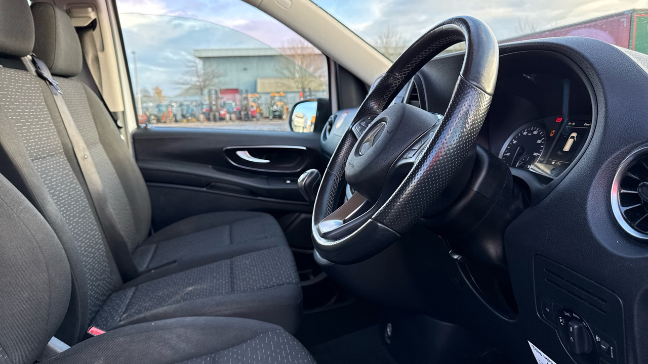 MERCEDES-BENZ VITO 114 CDI - Minibus, Potniški kombi: slika 5 MERCEDES-BENZ VITO 114 CDI - Minibus, Potniški kombi: slika 5