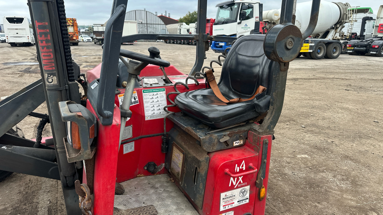 MOFFETT M4 20.3 - Oprtni viličar: slika 5 MOFFETT M4 20.3 - Oprtni viličar: slika 5