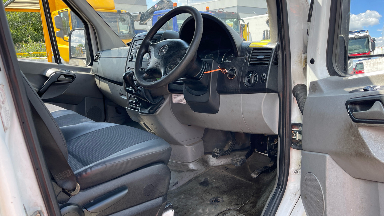 Mercedes-Benz Sprinter 513 CDI - Dvižna ploščad montirana na tovornjak: slika 5 Mercedes-Benz Sprinter 513 CDI - Dvižna ploščad montirana na tovornjak: slika 5