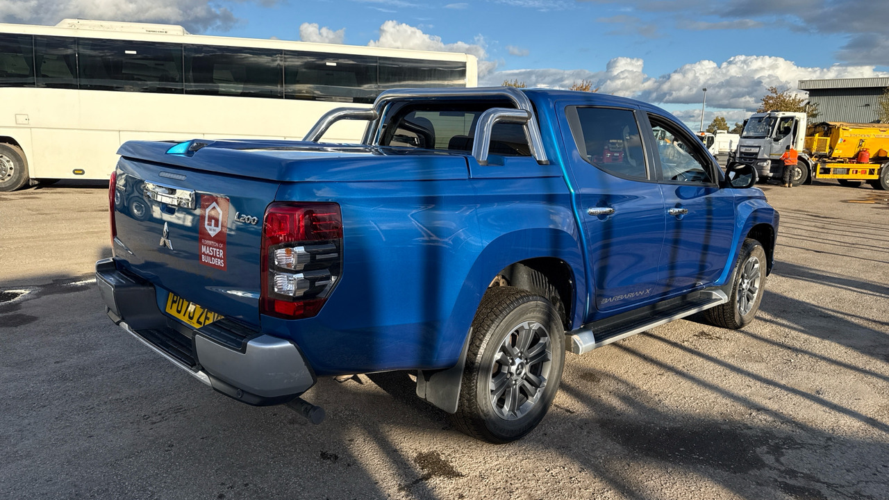 Mitsubishi L200 DI-D 2.3 Barbarian X 150PS - Poltovornjak, Dostavno vozilo z dvojno kabino: slika 4 Mitsubishi L200 DI-D 2.3 Barbarian X 150PS - Poltovornjak, Dostavno vozilo z dvojno kabino: slika 4
