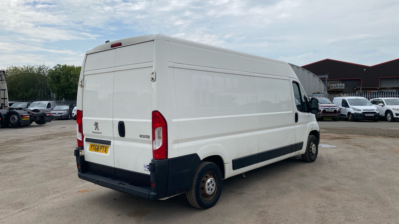 PEUGEOT BOXER 335 2.0 BLUEHDI 130PS - Hladilno vozilo: slika 4 PEUGEOT BOXER 335 2.0 BLUEHDI 130PS - Hladilno vozilo: slika 4