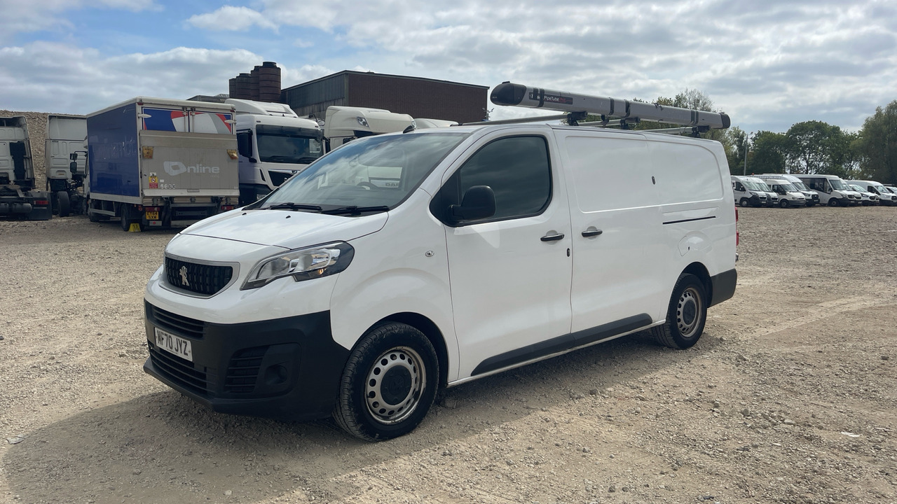 PEUGEOT EXPERT PROFESSIONAL 1.5 BLUE HDI - Furgon: slika 2 PEUGEOT EXPERT PROFESSIONAL 1.5 BLUE HDI - Furgon: slika 2