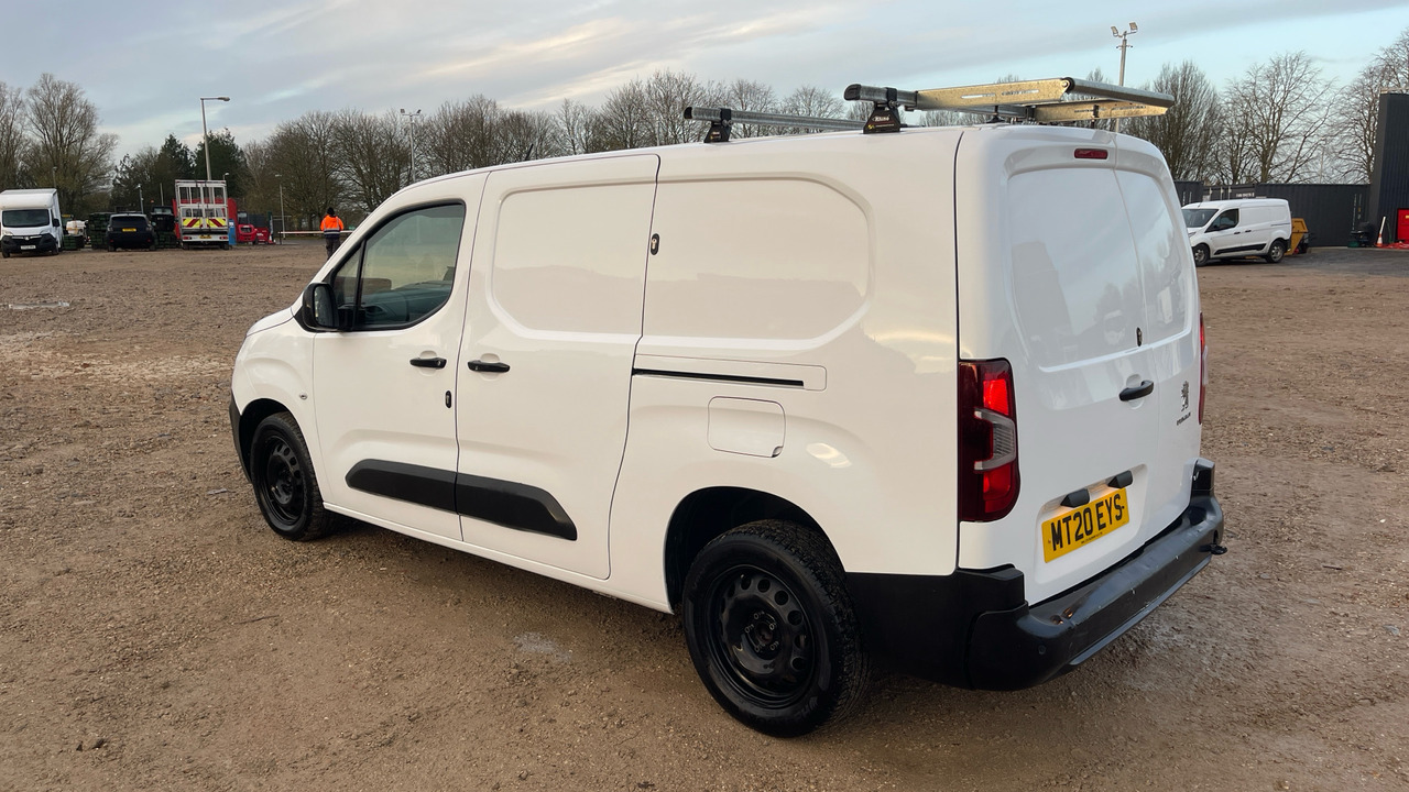 PEUGEOT PARTNER 850 1.5 BlueHDi 100ps Professional - Mali kombi: slika 3 PEUGEOT PARTNER 850 1.5 BlueHDi 100ps Professional - Mali kombi: slika 3