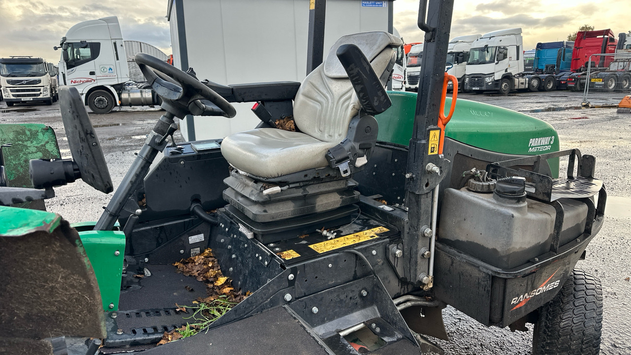 RANSOMES PARKWAY 3 METEOR - Vrtna kosilnica: slika 5 RANSOMES PARKWAY 3 METEOR - Vrtna kosilnica: slika 5