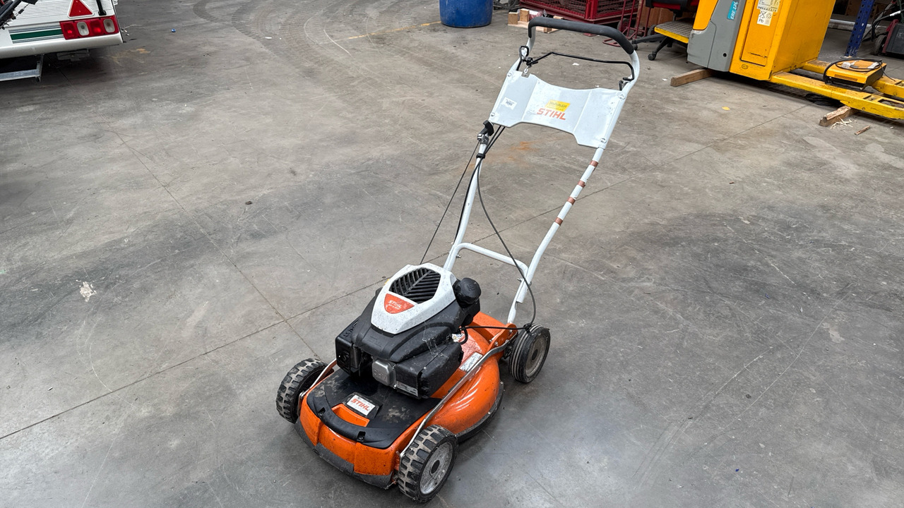 STIHL RM4 RTP - Vrtna kosilnica: slika 4 STIHL RM4 RTP - Vrtna kosilnica: slika 4