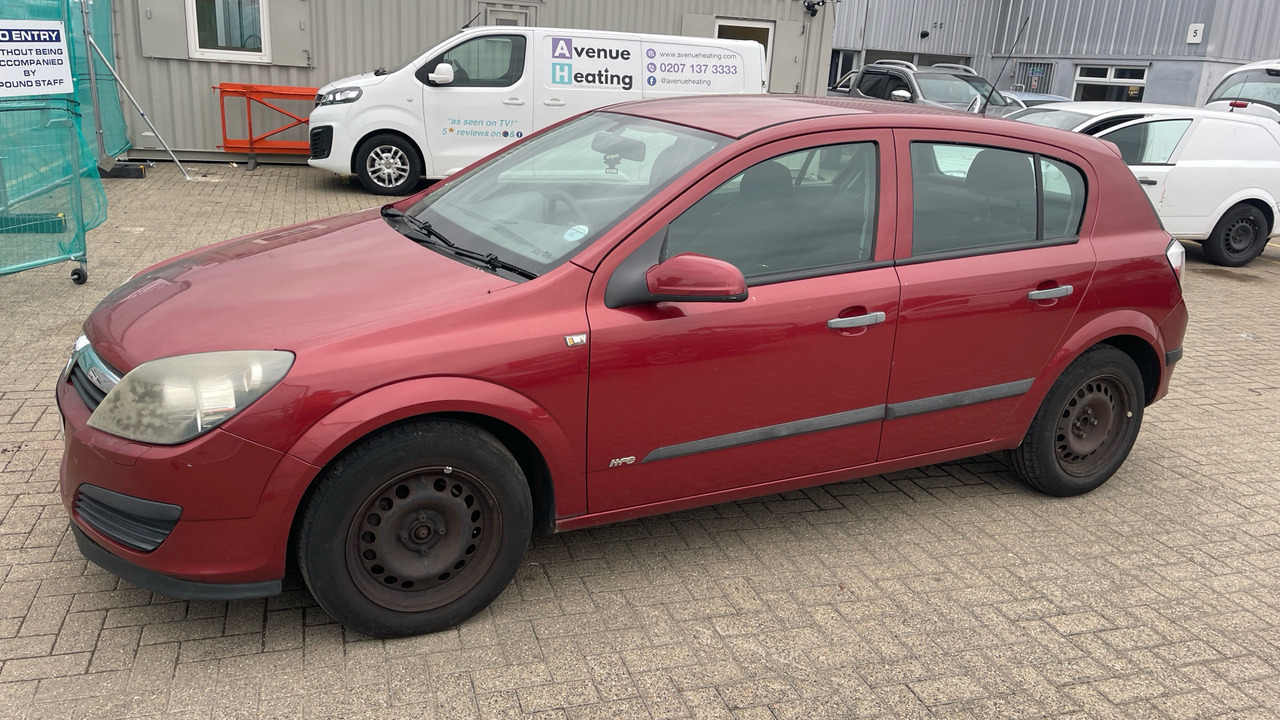 VAUXHALL ASTRA LIFE 1.6 I - Kombilimuzina: slika 2 VAUXHALL ASTRA LIFE 1.6 I - Kombilimuzina: slika 2