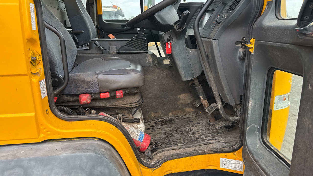 VOLVO FL - Vakuumski tovornjak: slika 5 VOLVO FL - Vakuumski tovornjak: slika 5