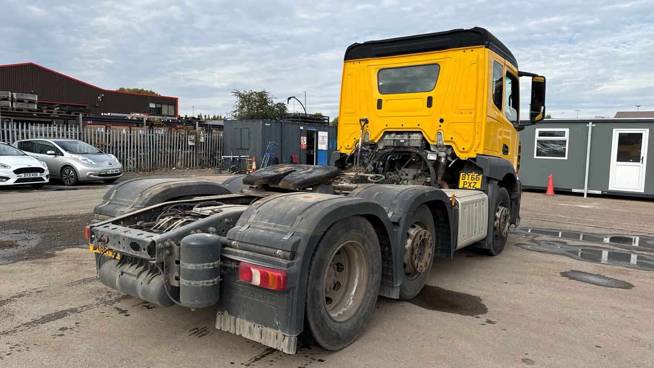 MERCEDES-BENZ ACTROS - Vlačilec: slika 4 MERCEDES-BENZ ACTROS - Vlačilec: slika 4