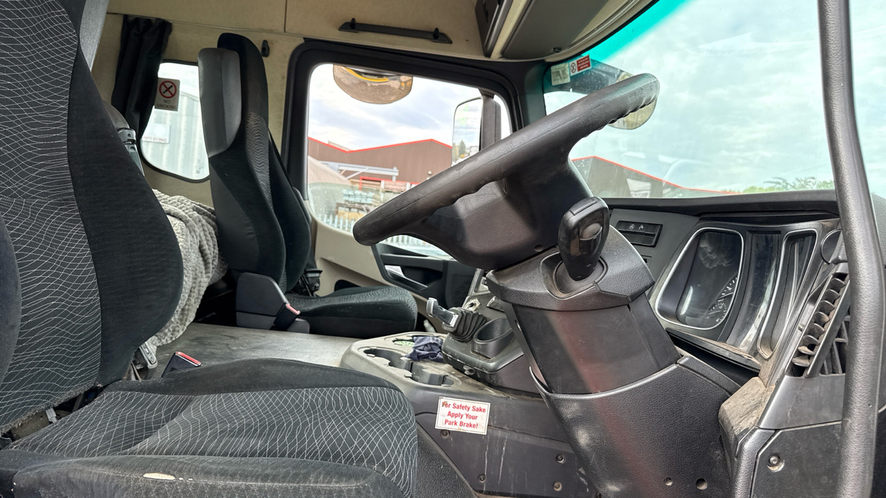 MERCEDES-BENZ ACTROS - Vlačilec: slika 5 MERCEDES-BENZ ACTROS - Vlačilec: slika 5