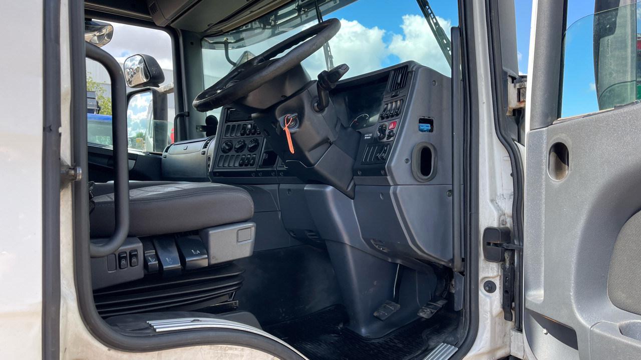 SCANIA P 410 - Vlačilec: slika 5 SCANIA P 410 - Vlačilec: slika 5