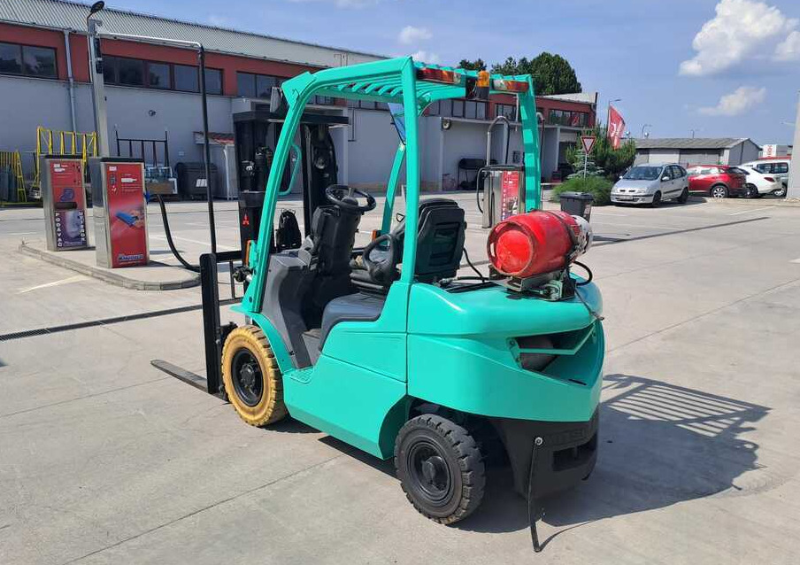 Mitsubishi FG25N - Plinski viličar: slika 3 Mitsubishi FG25N - Plinski viličar: slika 3