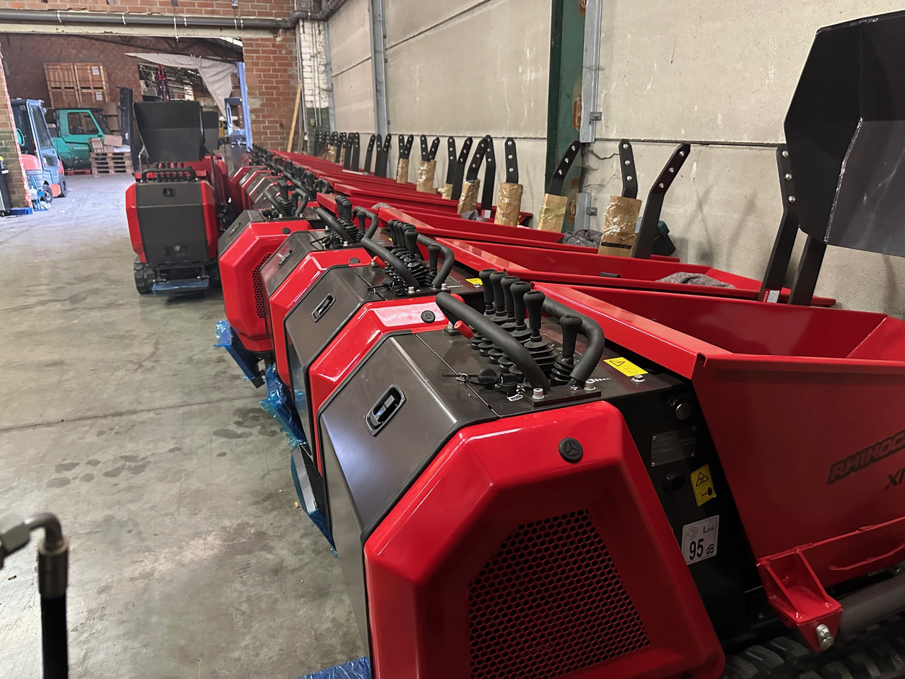 Rhinoceros XN800 lizing Rhinoceros XN800: slika 10