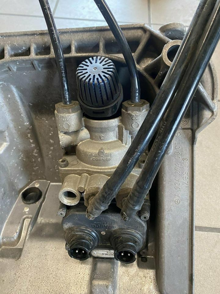 Actros MP2 Fußbremsventil A 934 294 00 01 WABCO 4800010110 - Zavorni ventil za Tovornjak: slika 2 Actros MP2 Fußbremsventil A 934 294 00 01 WABCO 4800010110 - Zavorni ventil za Tovornjak: slika 2