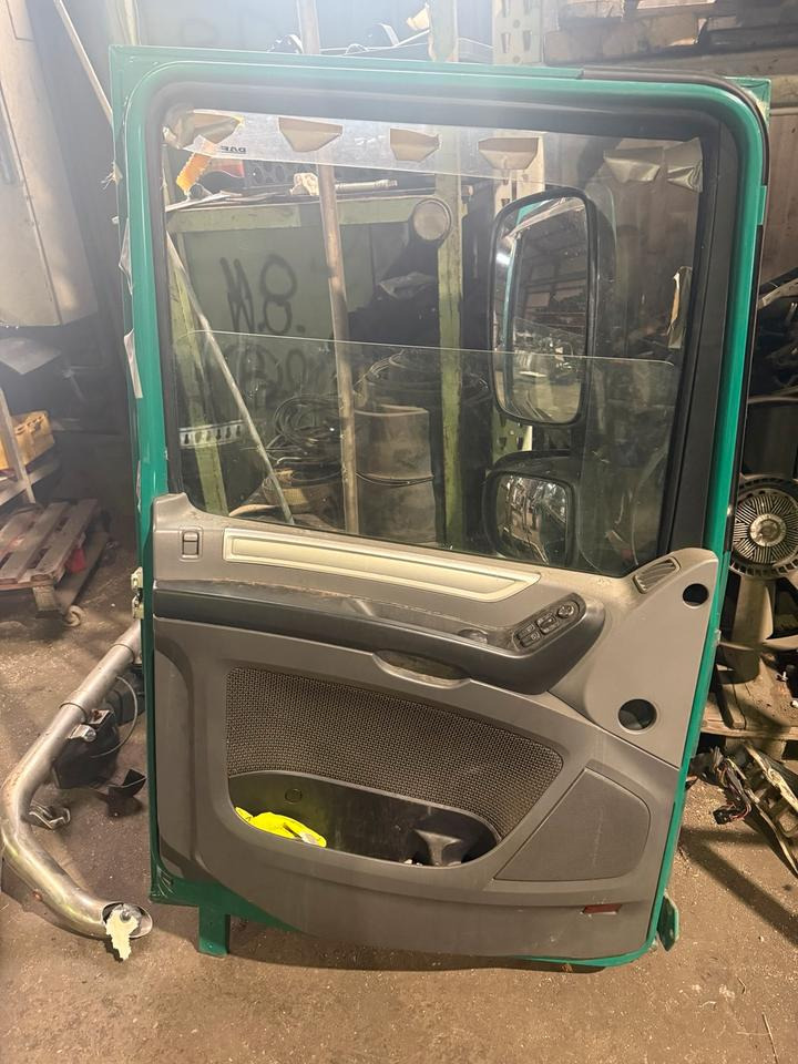 DAF XF 460 EU6 Fahrertür Grün Links Spiegel Innenverkleidung - Vrata in deli za Tovornjak: slika 2 DAF XF 460 EU6 Fahrertür Grün Links Spiegel Innenverkleidung - Vrata in deli za Tovornjak: slika 2