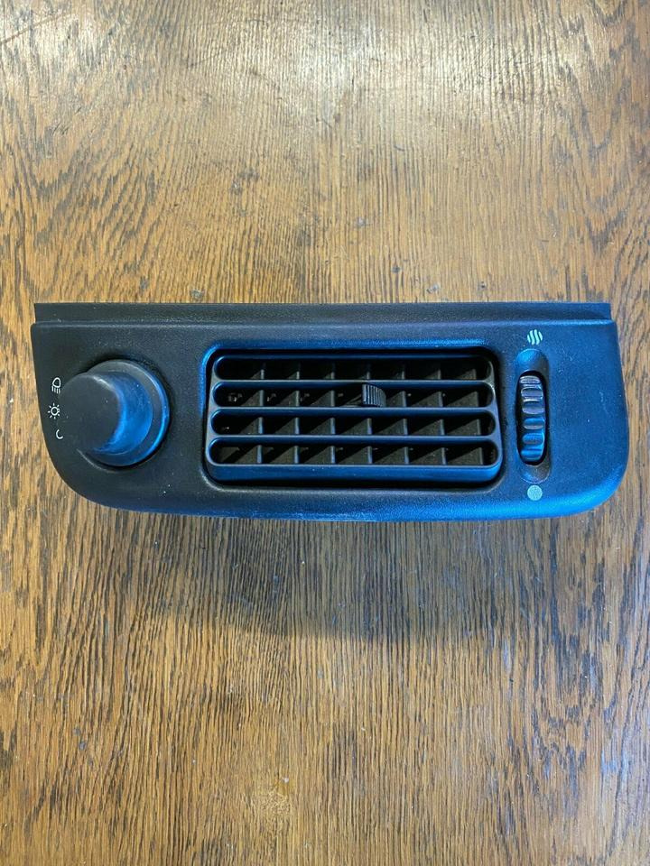 DAF XF Luftduese 1308506 L 1308507 R - Kabina in notranjost za Tovornjak: slika 1 DAF XF Luftduese 1308506 L 1308507 R - Kabina in notranjost za Tovornjak: slika 1