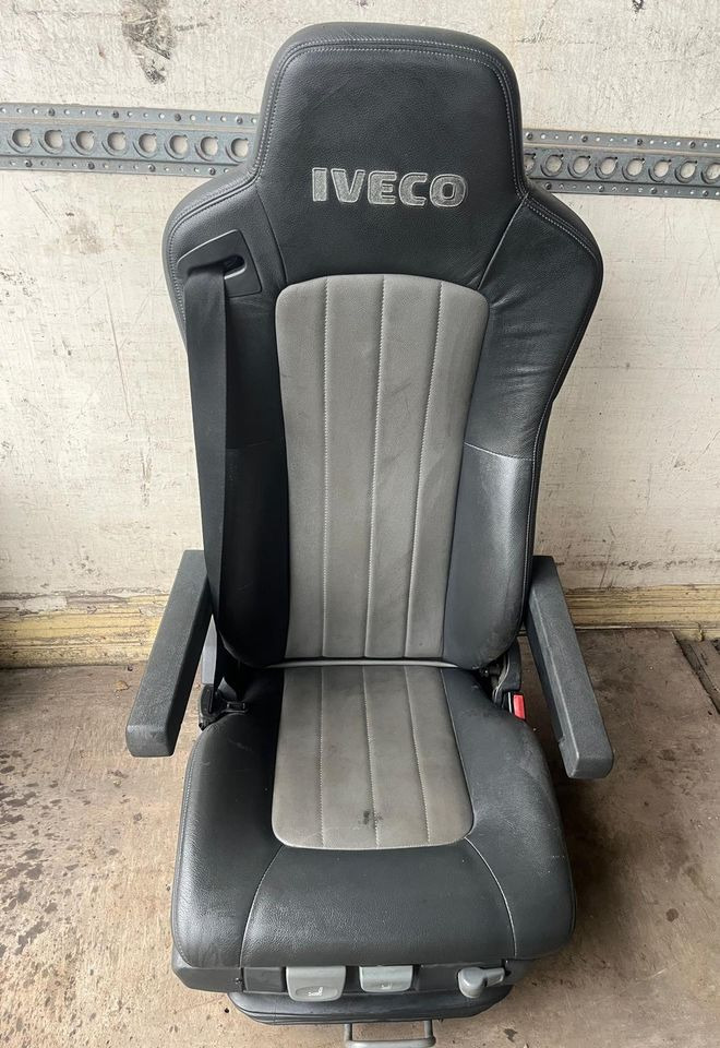 IVECO Stralis 450 Beifahrersitz - Sedež za Tovornjak: slika 1 IVECO Stralis 450 Beifahrersitz - Sedež za Tovornjak: slika 1