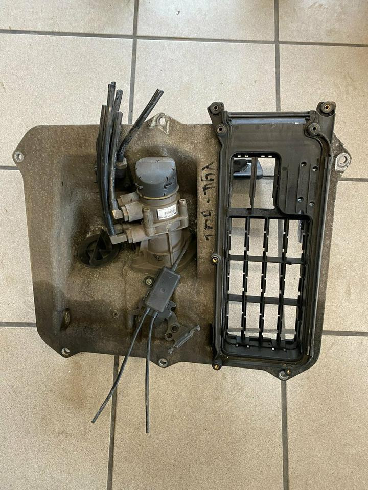 MAN TGA TGX Fußbremsventil 81259706103 Knorr Bremse 81521306298 - Zavorni ventil za Tovornjak: slika 1 MAN TGA TGX Fußbremsventil 81259706103 Knorr Bremse 81521306298 - Zavorni ventil za Tovornjak: slika 1