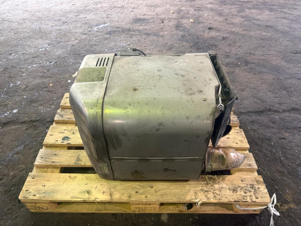 MAN TGL EU6 Auspuff Katalysator 81.15101-0490 - Izpušni sistem za Tovornjak: slika 4 MAN TGL EU6 Auspuff Katalysator 81.15101-0490 - Izpušni sistem za Tovornjak: slika 4