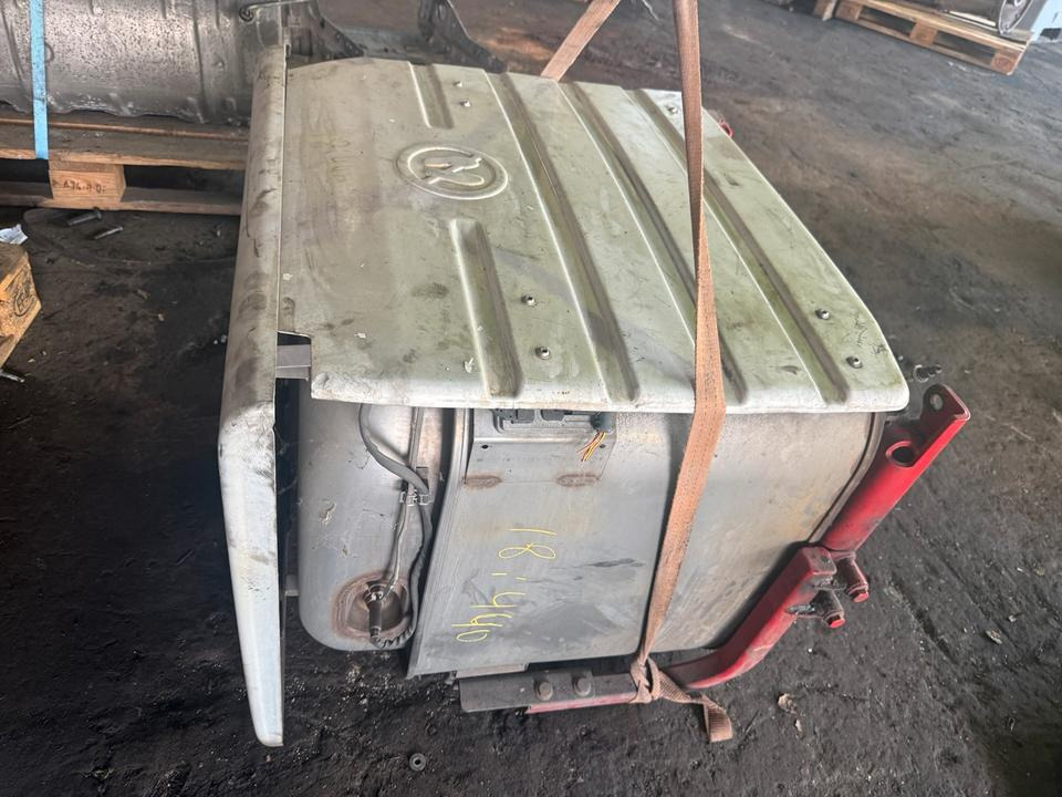 MAN TGX EU6 Auspuff Katalysator 81.151036125 - Izpušni sistem za Tovornjak: slika 3 MAN TGX EU6 Auspuff Katalysator 81.151036125 - Izpušni sistem za Tovornjak: slika 3