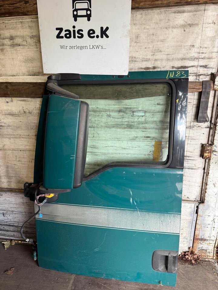 MAN TGX Fahrertür Grün mit Spiegel Innenverkleidung LN 83 - Vrata in deli za Tovornjak: slika 1 MAN TGX Fahrertür Grün mit Spiegel Innenverkleidung LN 83 - Vrata in deli za Tovornjak: slika 1