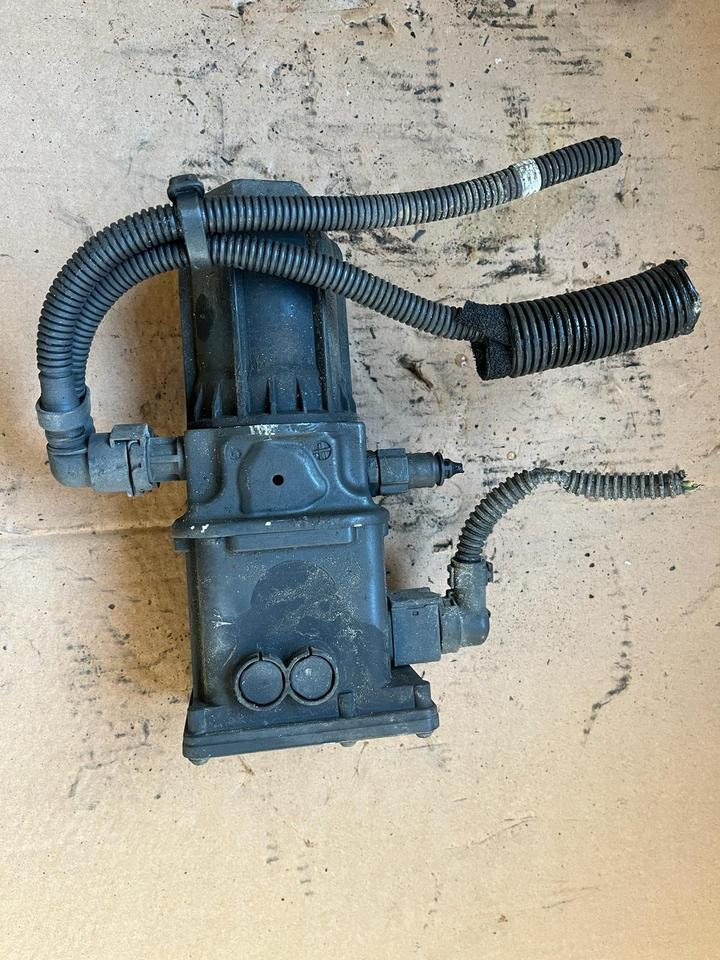 Mercedes Actros MP4 AdBlue Pumpe A0001405578 - Črpalka za gorivo za Tovornjak: slika 5 Mercedes Actros MP4 AdBlue Pumpe A0001405578 - Črpalka za gorivo za Tovornjak: slika 5