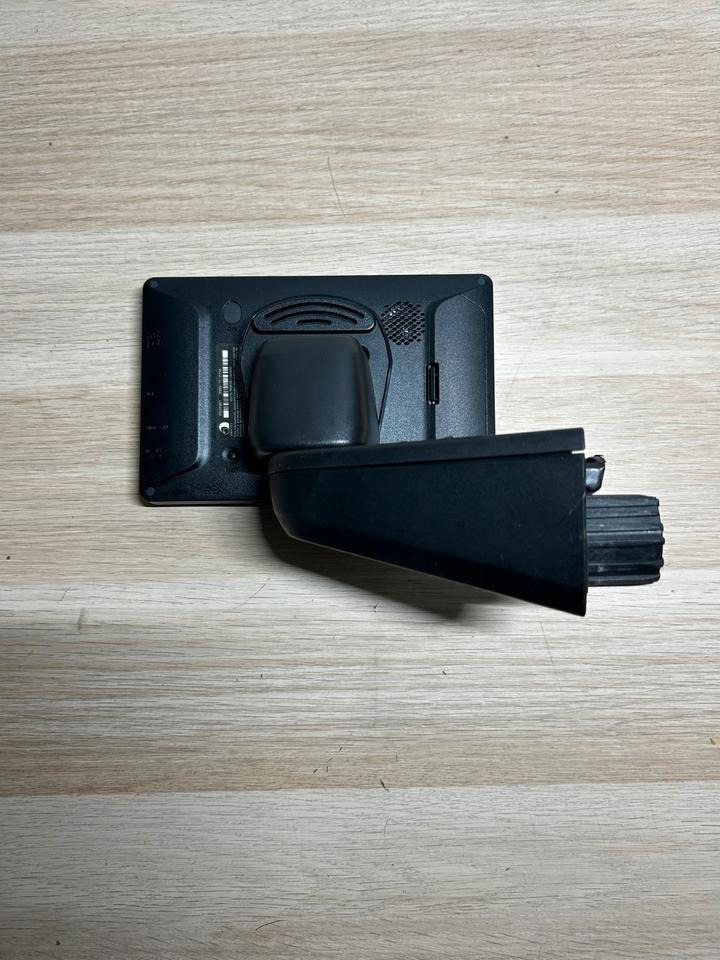 Mercedes Actros MP4 FleetBoard Monitor Display A0008272157 - Tahograf za Tovornjak: slika 3 Mercedes Actros MP4 FleetBoard Monitor Display A0008272157 - Tahograf za Tovornjak: slika 3