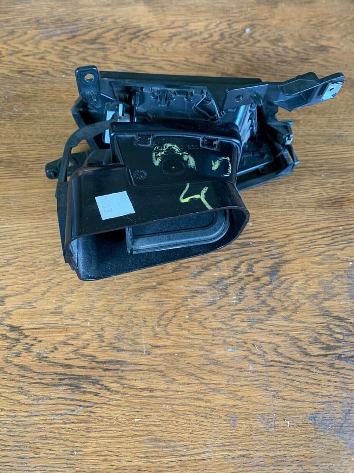 Mercedes Actros MP4 Luftduese A 960 830 06 54 {Lüften} - Ogrevanje/ Prezračevanje za Tovornjak: slika 3 Mercedes Actros MP4 Luftduese A 960 830 06 54 {Lüften} - Ogrevanje/ Prezračevanje za Tovornjak: slika 3