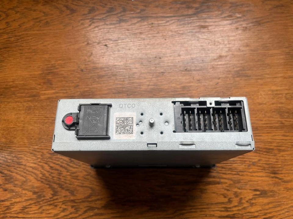 Mercedes Actros MP4 Tachograph A0024463633 - Tahograf za Tovornjak: slika 4 Mercedes Actros MP4 Tachograph A0024463633 - Tahograf za Tovornjak: slika 4