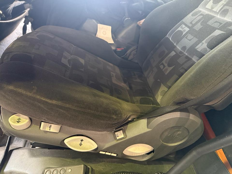 Mercedes Atego 3 Fahrersitz - Sedež za Tovornjak: slika 4 Mercedes Atego 3 Fahrersitz - Sedež za Tovornjak: slika 4