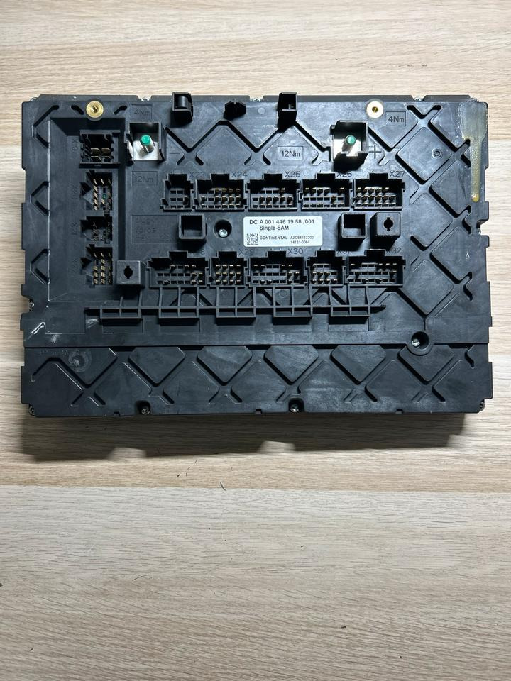 Mercedes Atego 4 EU6 Sicherungskasten A0014461958 - Varovalka: slika 3 Mercedes Atego 4 EU6 Sicherungskasten A0014461958 - Varovalka: slika 3