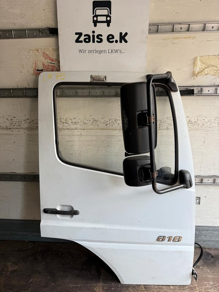 Mercedes Atego Beifahrertür Weiß Spiegel Innenverkleidung LN 75 - Vrata in deli za Tovornjak: slika 1 Mercedes Atego Beifahrertür Weiß Spiegel Innenverkleidung LN 75 - Vrata in deli za Tovornjak: slika 1