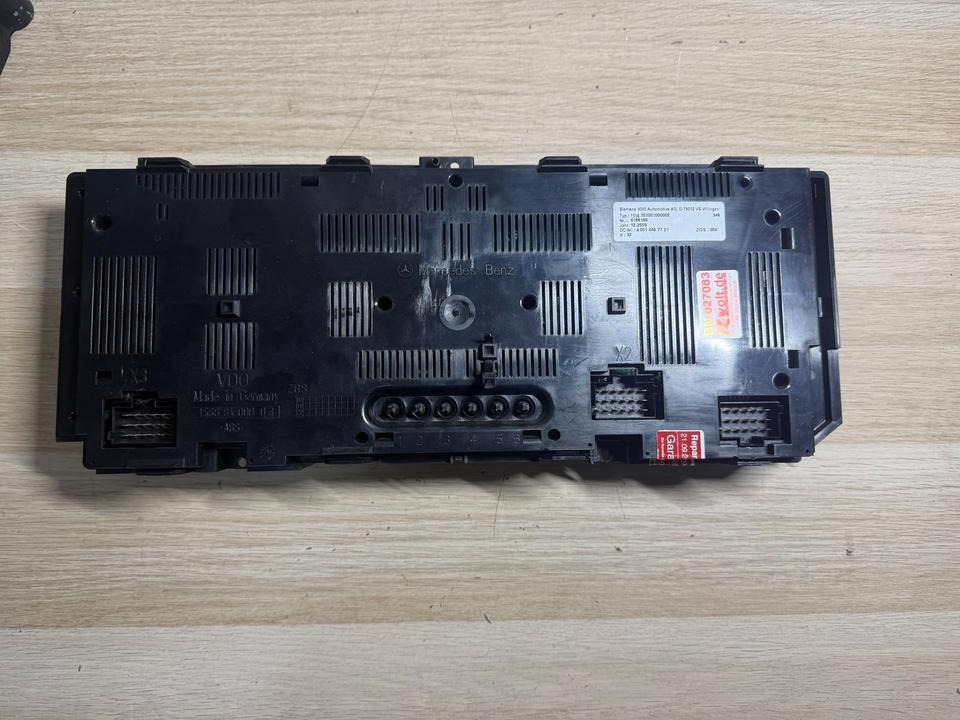 Mercedes Atego Kombiinstrument Tacho A0014467721 - Armaturna plošča za Tovornjak: slika 2 Mercedes Atego Kombiinstrument Tacho A0014467721 - Armaturna plošča za Tovornjak: slika 2