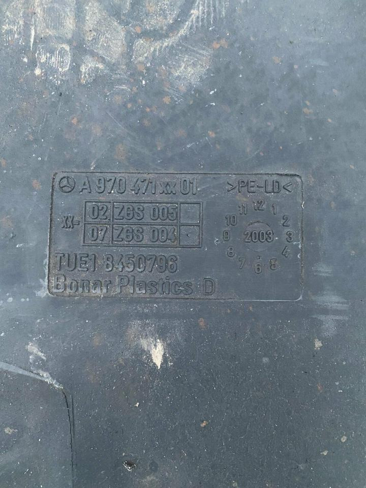 Mercedes Atego Tank Tankbehälter A 970470201, A 970471xx01 - Rezervoar za gorivo za Tovornjak: slika 2 Mercedes Atego Tank Tankbehälter A 970470201, A 970471xx01 - Rezervoar za gorivo za Tovornjak: slika 2