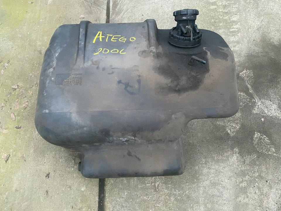 Mercedes Atego Tank Tankbehälter A 9704711501, A9704711201 - Rezervoar za gorivo za Tovornjak: slika 3 Mercedes Atego Tank Tankbehälter A 9704711501, A9704711201 - Rezervoar za gorivo za Tovornjak: slika 3