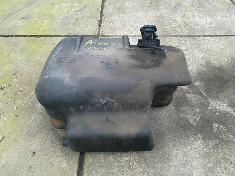 Mercedes Atego Tank Tankbehälter A 9704711501, A9704711201 - Rezervoar za gorivo za Tovornjak: slika 2 Mercedes Atego Tank Tankbehälter A 9704711501, A9704711201 - Rezervoar za gorivo za Tovornjak: slika 2