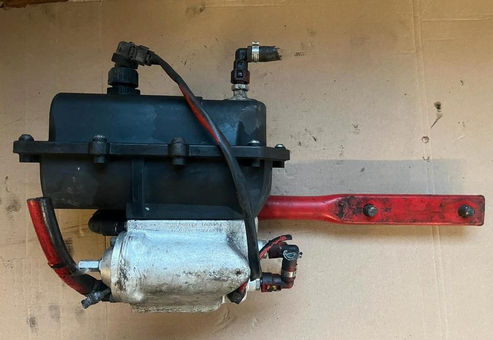 Mercedes-Benz Actros Atego EU4 EU5 AdBlue Pumpe A0001401578 - Črpalka za gorivo za Tovornjak: slika 3 Mercedes-Benz Actros Atego EU4 EU5 AdBlue Pumpe A0001401578 - Črpalka za gorivo za Tovornjak: slika 3