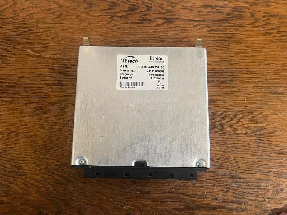 Mercedes-Benz Evo Bus Knickwinkelsteuergerät A0004462630 - ECU za Avtobus: slika 2 Mercedes-Benz Evo Bus Knickwinkelsteuergerät A0004462630 - ECU za Avtobus: slika 2