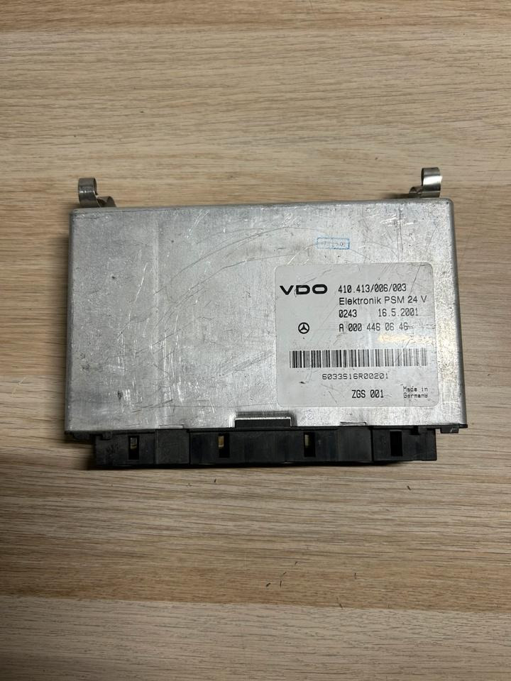 Mercedes Benz VDO Elektronik PSM A0004460646 - ECU za Tovornjak: slika 2 Mercedes Benz VDO Elektronik PSM A0004460646 - ECU za Tovornjak: slika 2